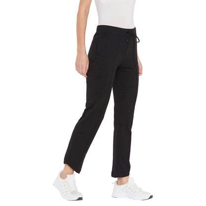 Women Regular Fit Solid Track Pant Black Color